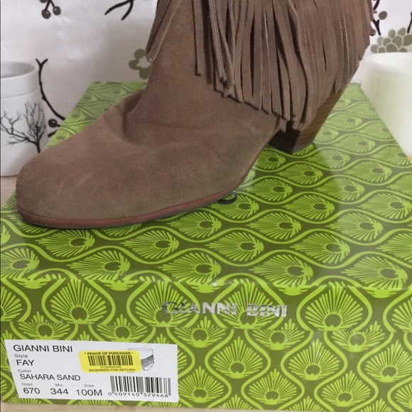 Gianna Bini suede fringe booties - Picture 6 of 7